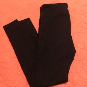 Black leggings with pockets